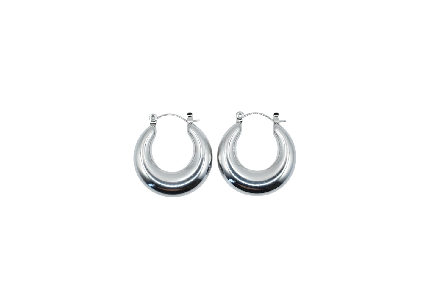 Laura Hoops