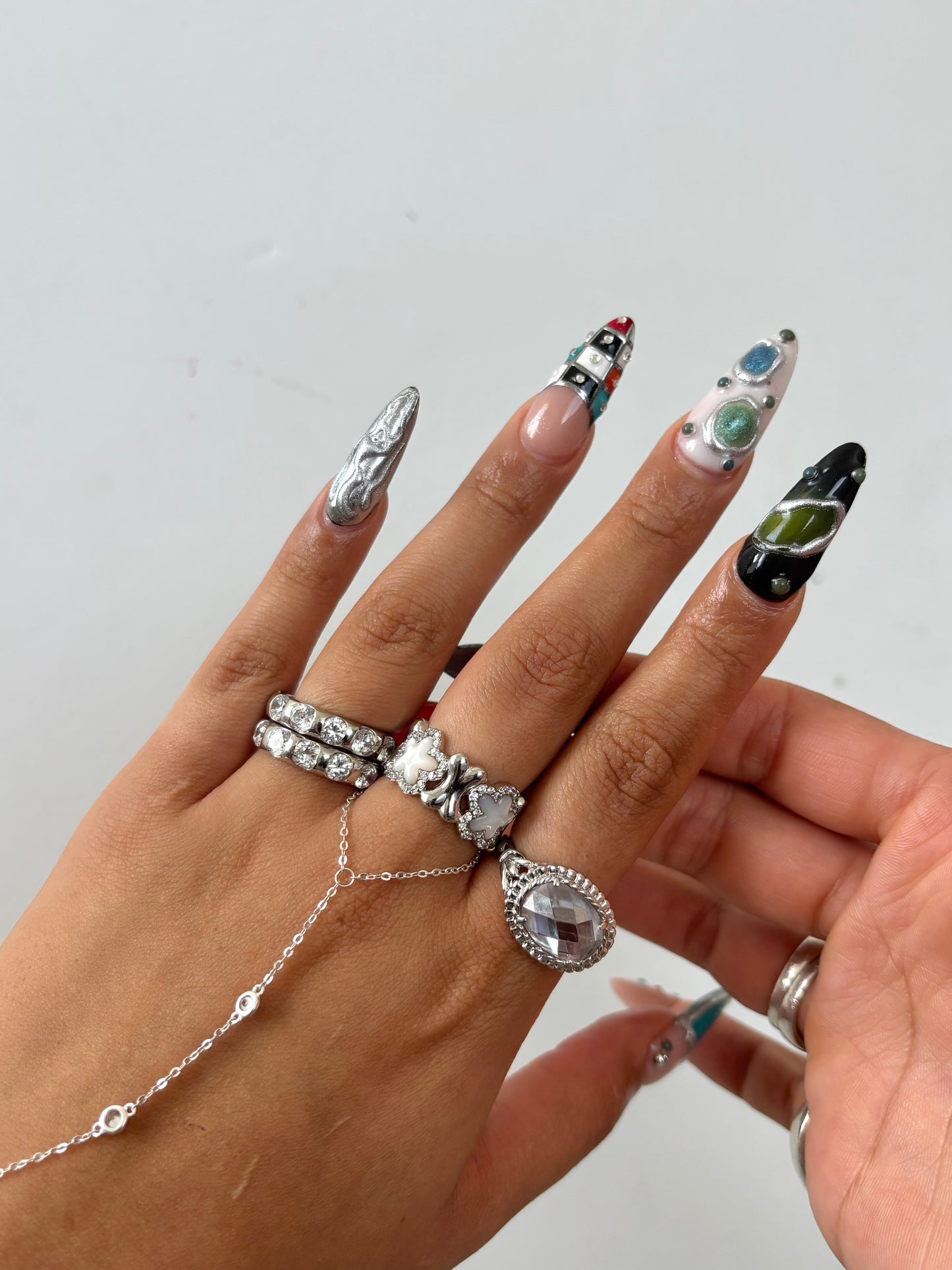 Aira Ring